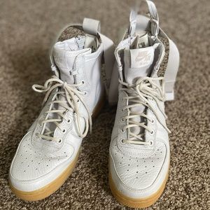 Nike SF AF1 size 8